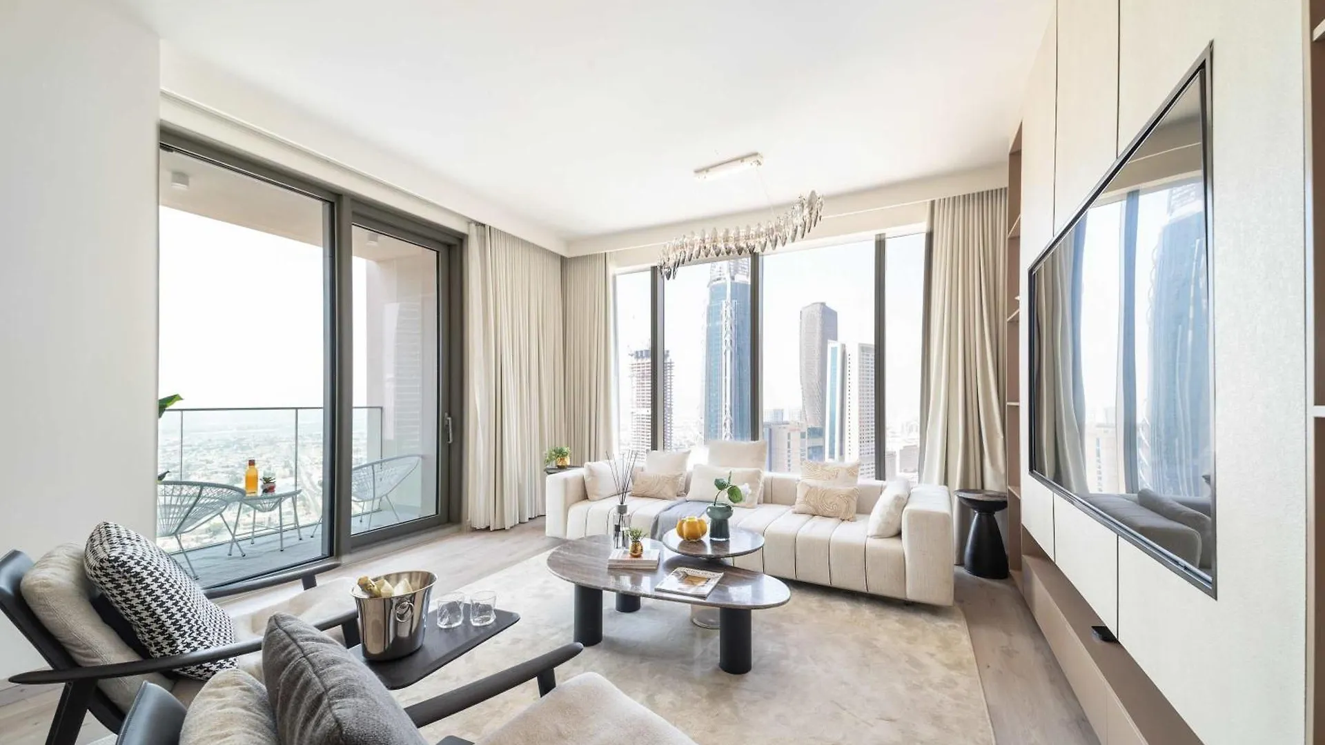 Frank Porter - Forte Tower 1 Dubai 0*,