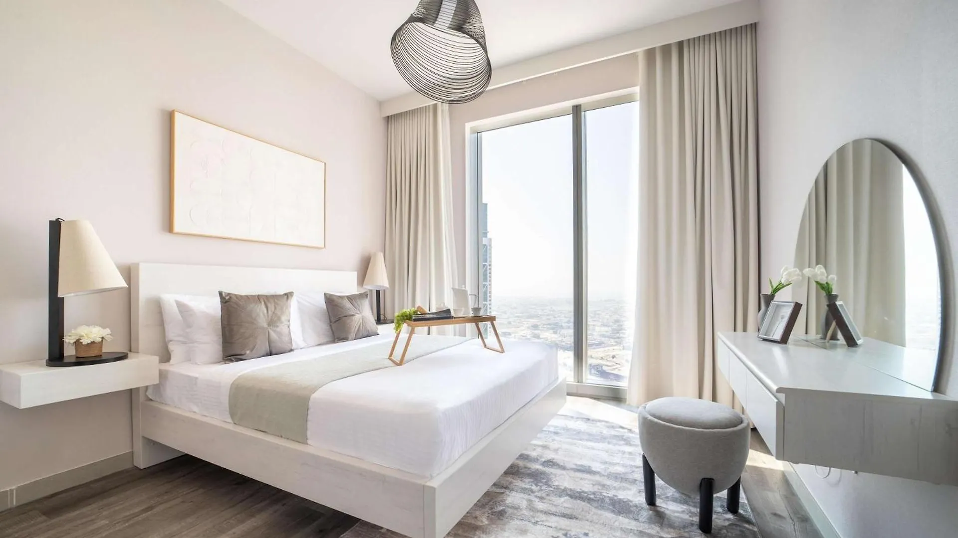 Frank Porter - Forte Tower 1 Dubai