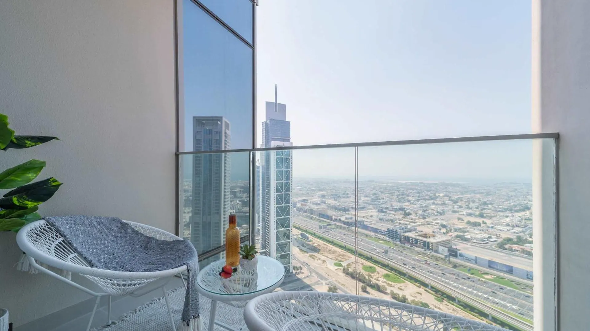 Frank Porter - Forte Tower 1 Dubai