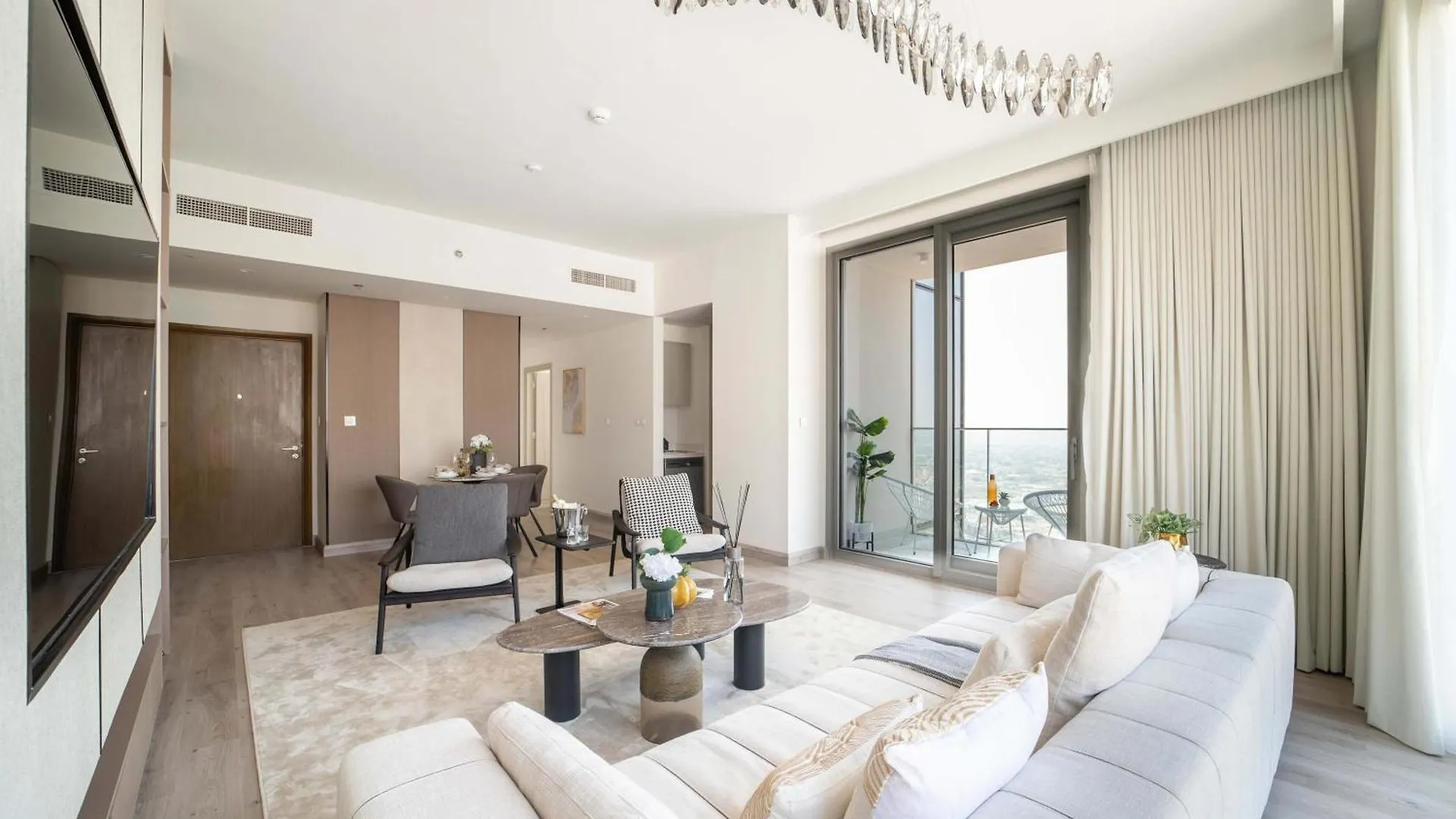 Frank Porter - Forte Tower 1 Dubaï